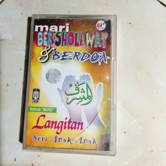 kaset pita Langitan