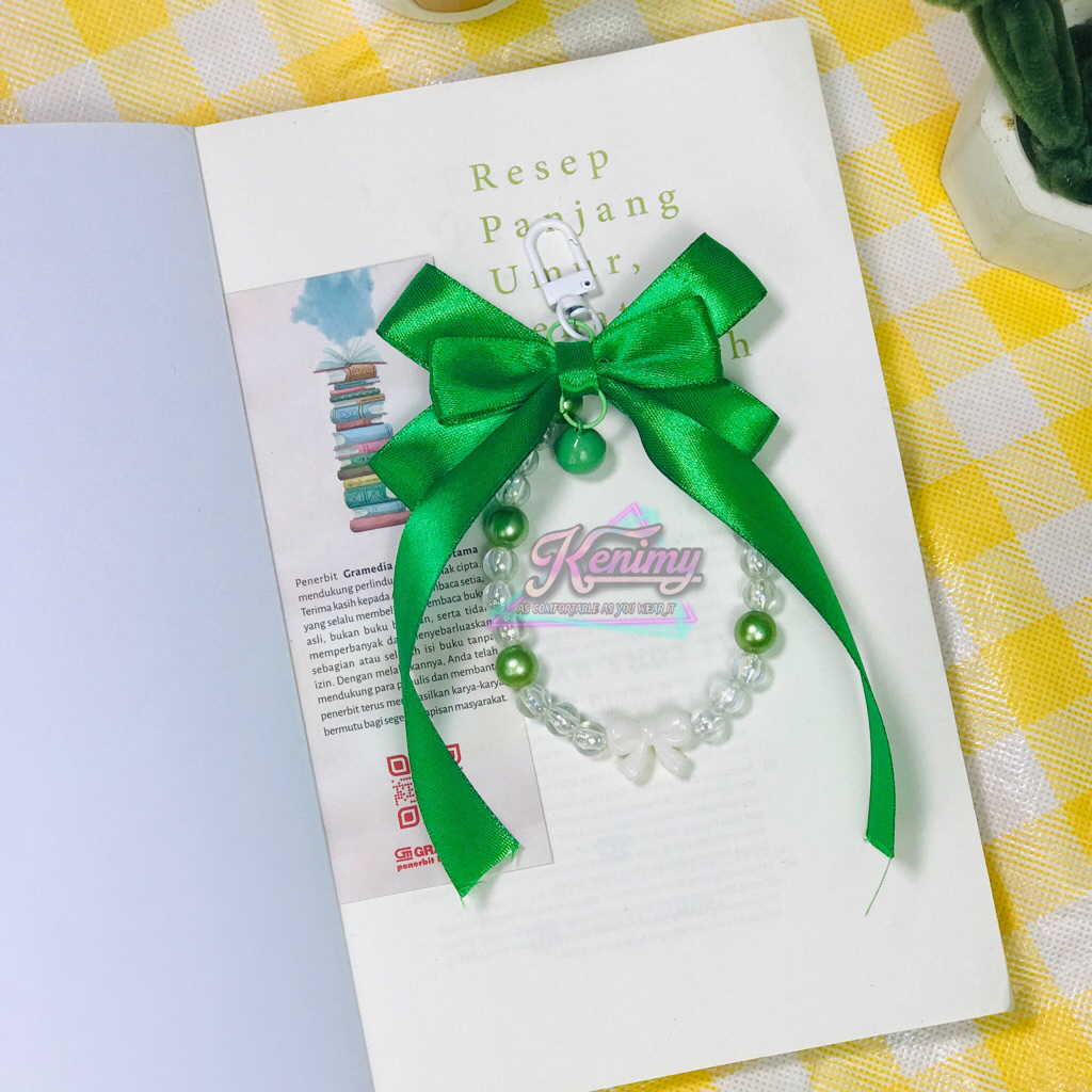 Keychain pita/ keychain pita satin warna hijau/ gantungan tas/gantungan hp warna hijau/ gantungan ku