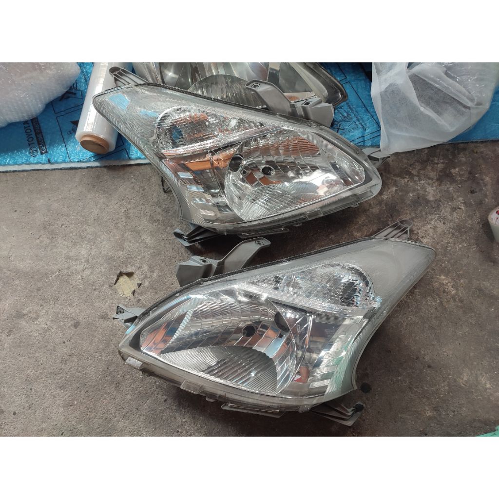 Headlamp lampu depan mobil Avanza All new 2012 2013 2014 Original