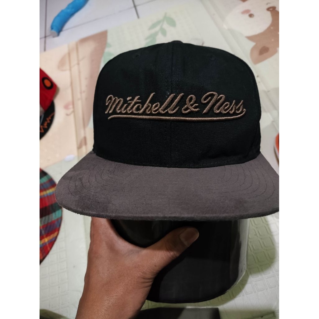 Mitchell and Ness topi Mitchell & Ness Fitted original size 7 1/4 visor suede