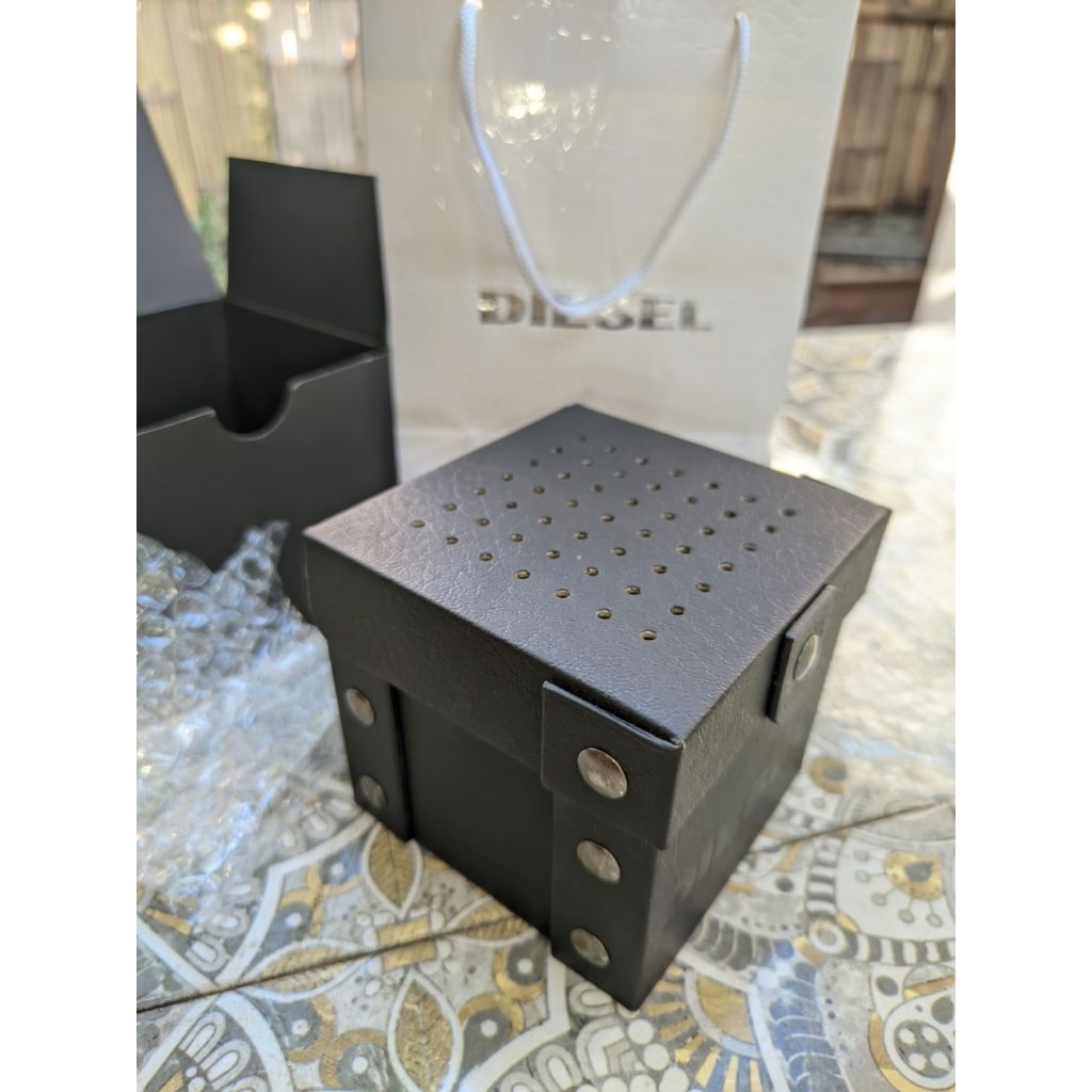 Jam Tangan Pria Diesel DZ7335 Original