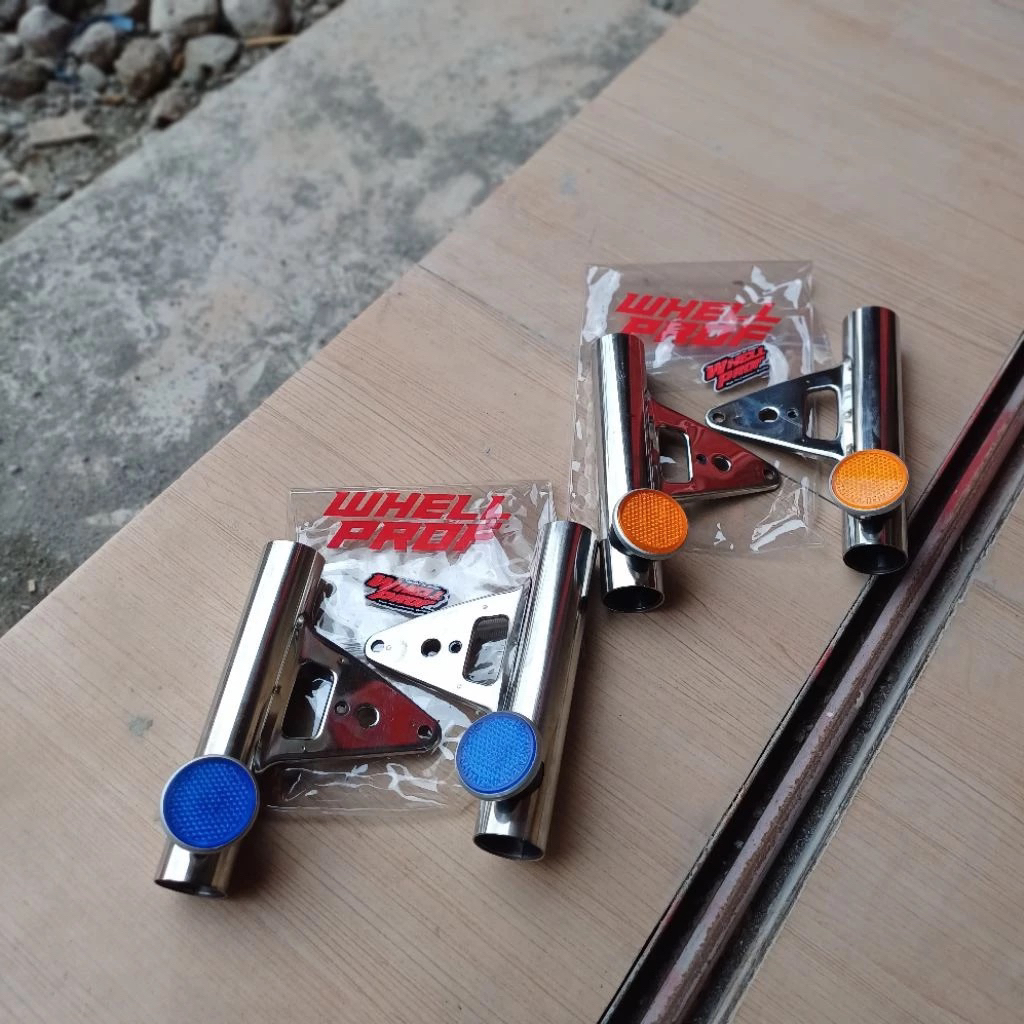 kupingan GL100 GL125 style 79 kupingan lampu GL100 79 stenlis whellprof