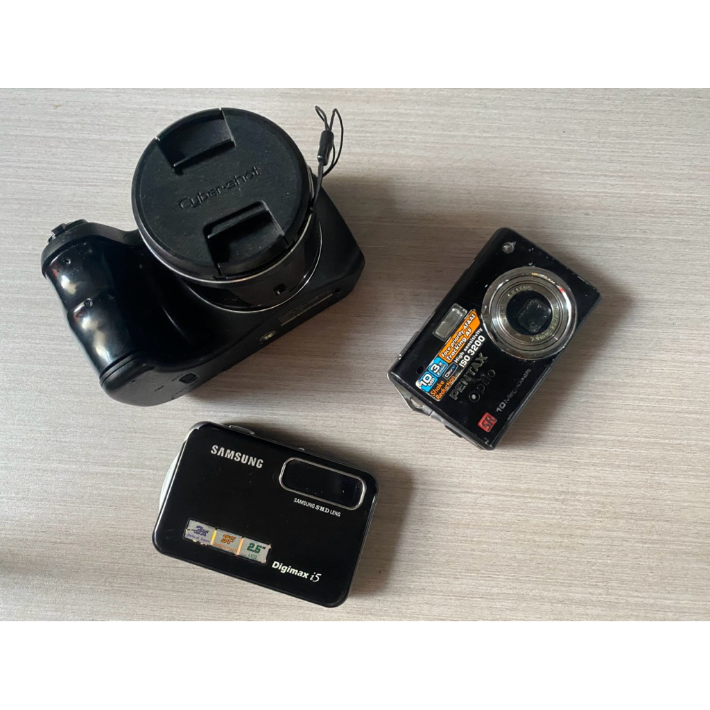 kamera Sony, Pentax, Samsung