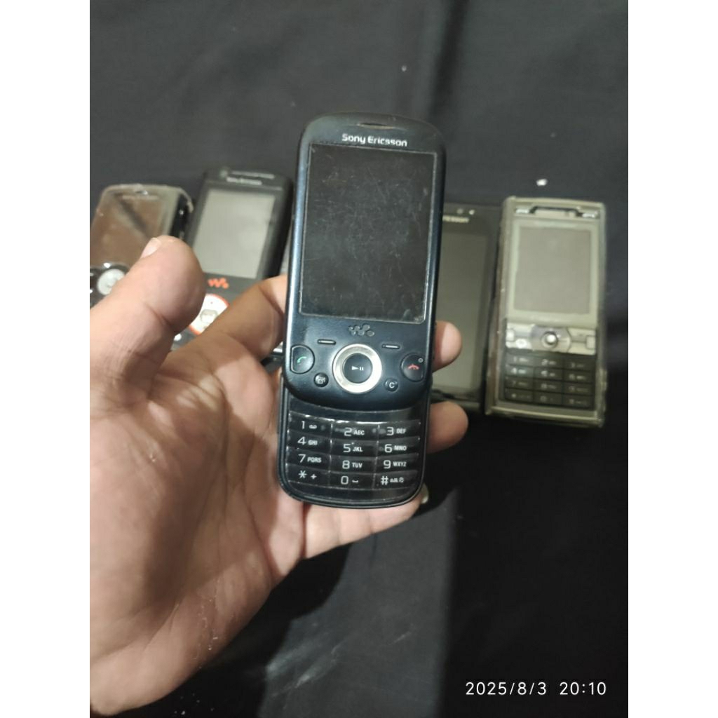 SONY ERICSSON W20