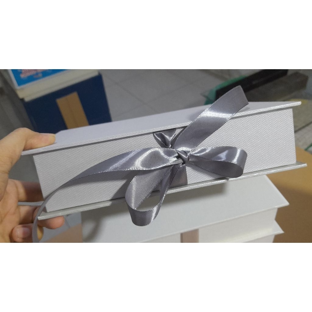 

hampers Book hampers model buku 22,5x16xx5 cover premi