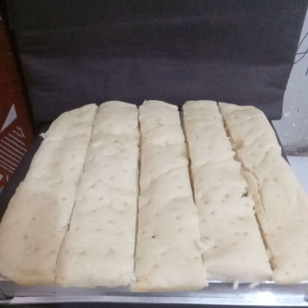 

TERMURAH BASE pizza panjang 24cm - selalu Fresh,empuk.