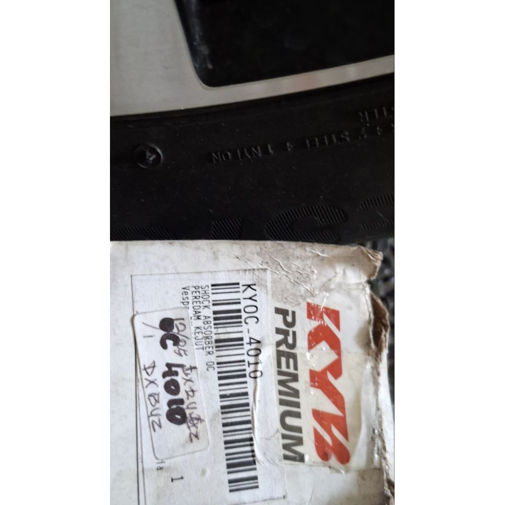 shock  depan vespa excel.second