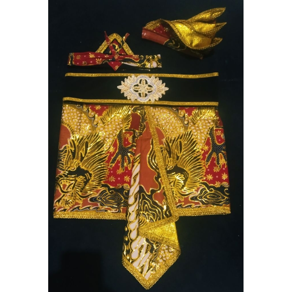 Dodot Silat/Kain Sembong