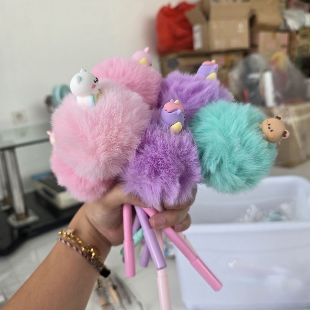 

PULPEN BULU-BULU ORIGINAL KUKI