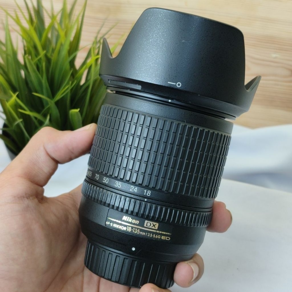 Lensa Nikon 18-135mm 18-135 DSLR sapujagad