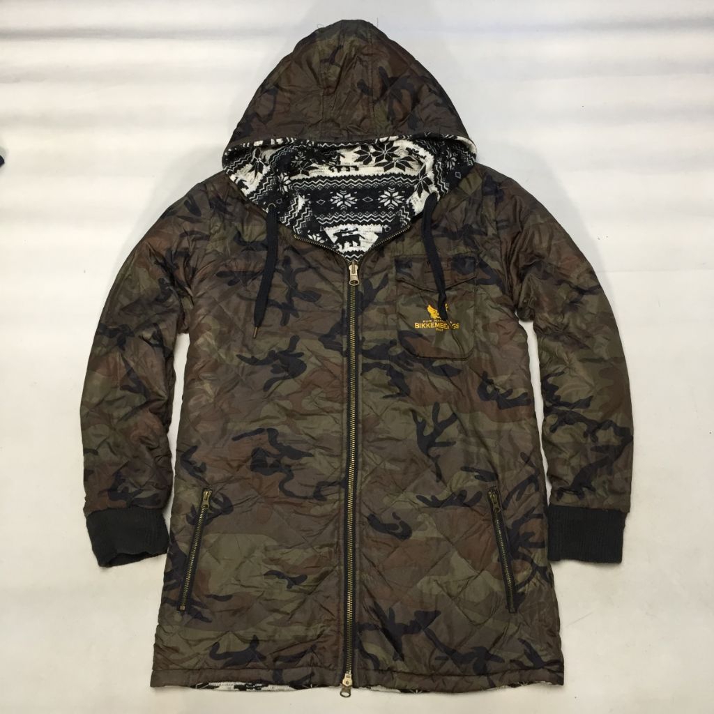 BIKKEMBERGS ITALY CAMO NAVAJO REVERSIBEL JACKET