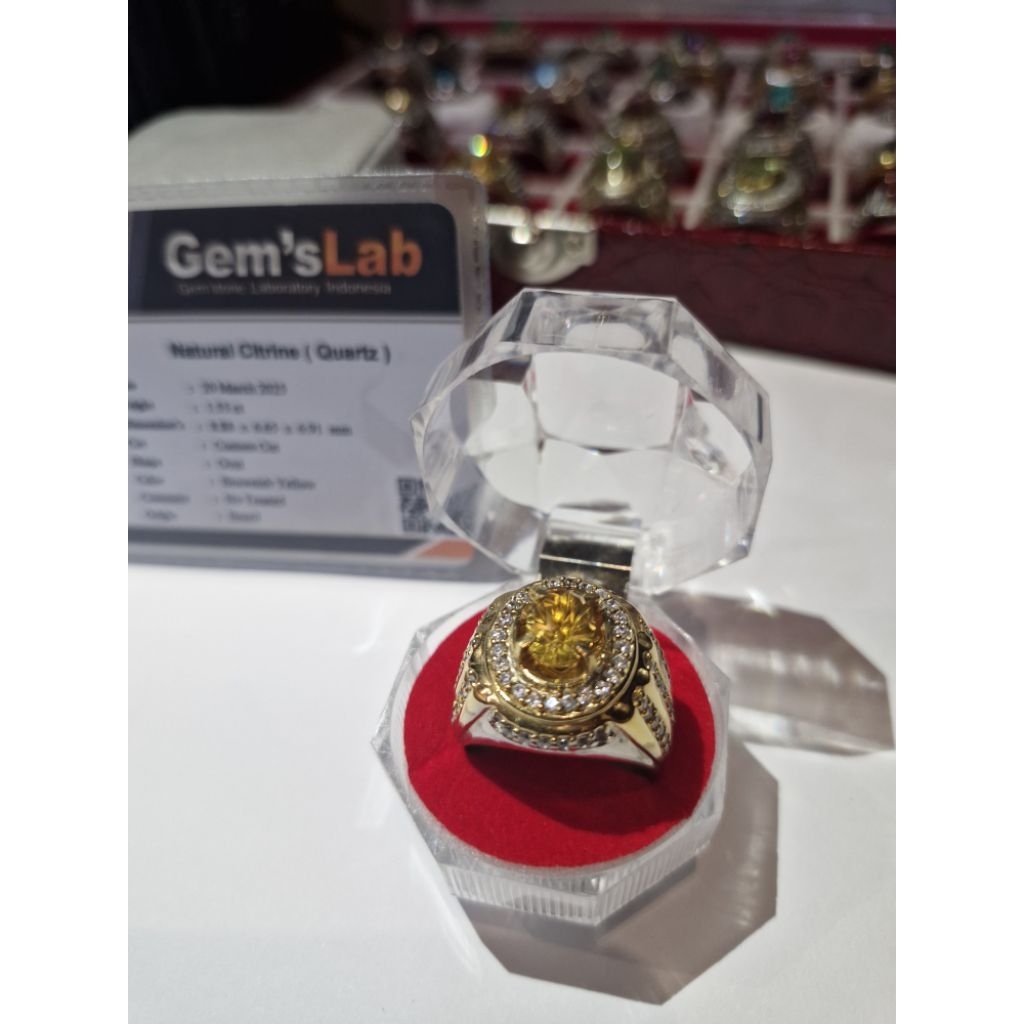 NATURAL CITRINE ( QUARTZ)