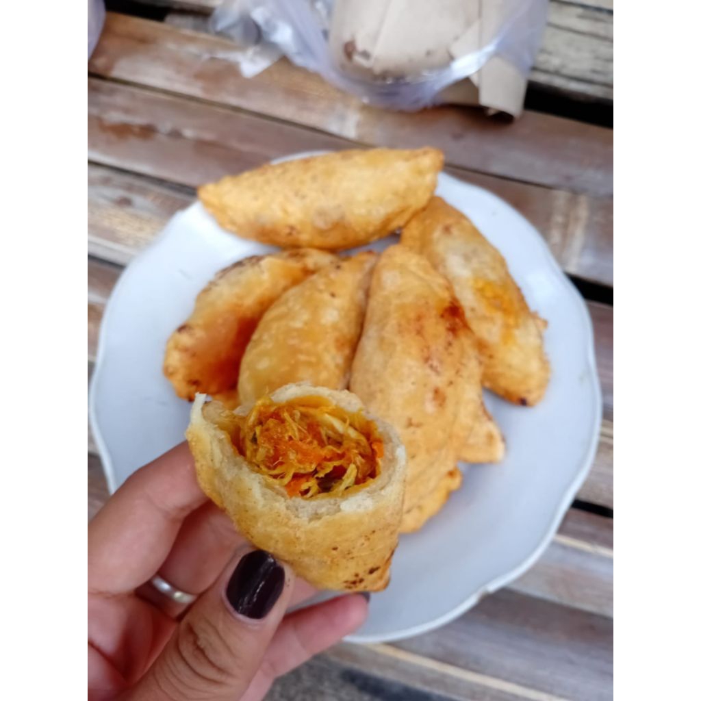 

pastel isi ayam mercon, cireng isi ayam mercon