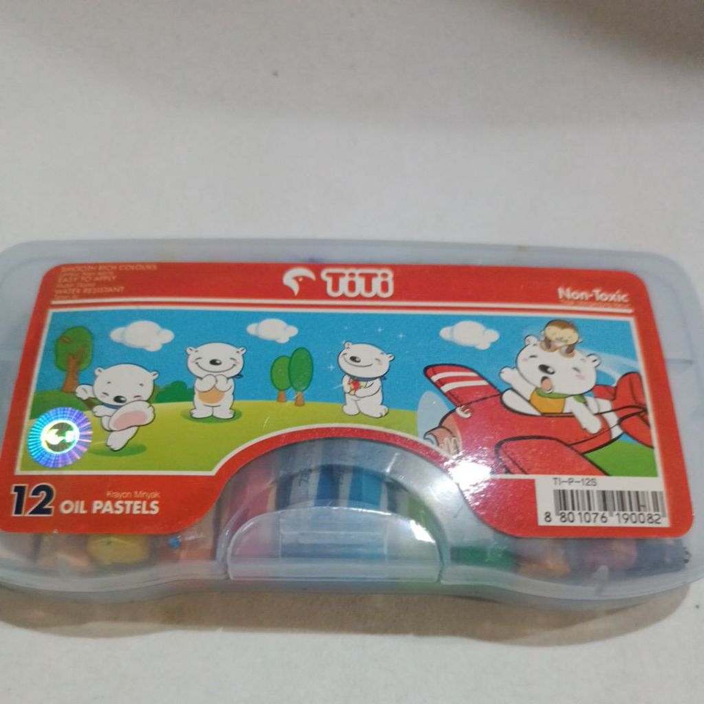 

crayon oil pastel 12 warna merk titi
