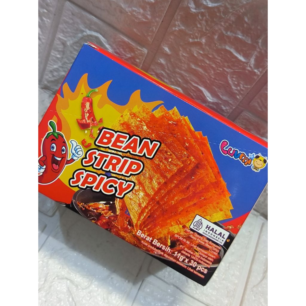 

LUVMI SNACK BEAN STRIP SPICY ISI 30