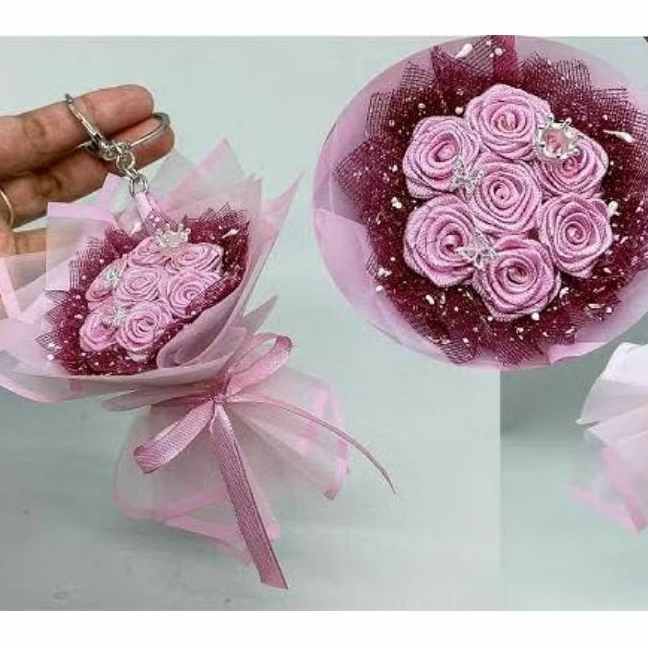 

BUKET MINI PITA SATIN