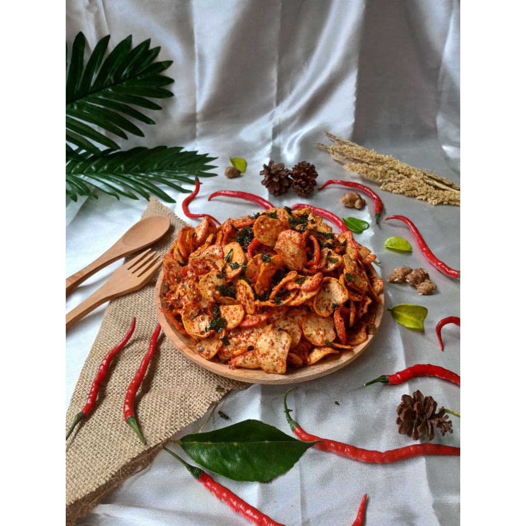 

Kerupuk seblak bantet pedas gurih daun jeruk kencur