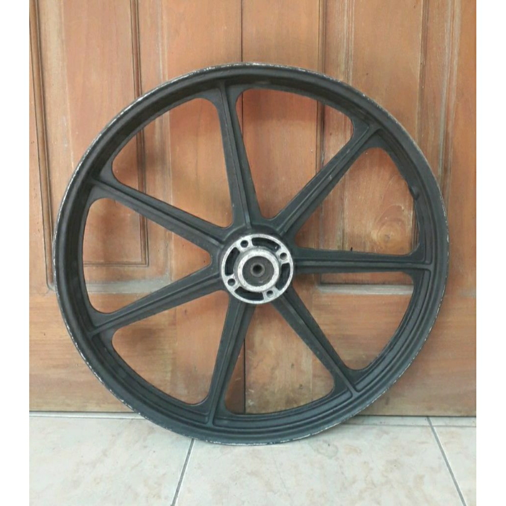 Velg Depan Palang 7 Scorpion 140x17 Suzuki