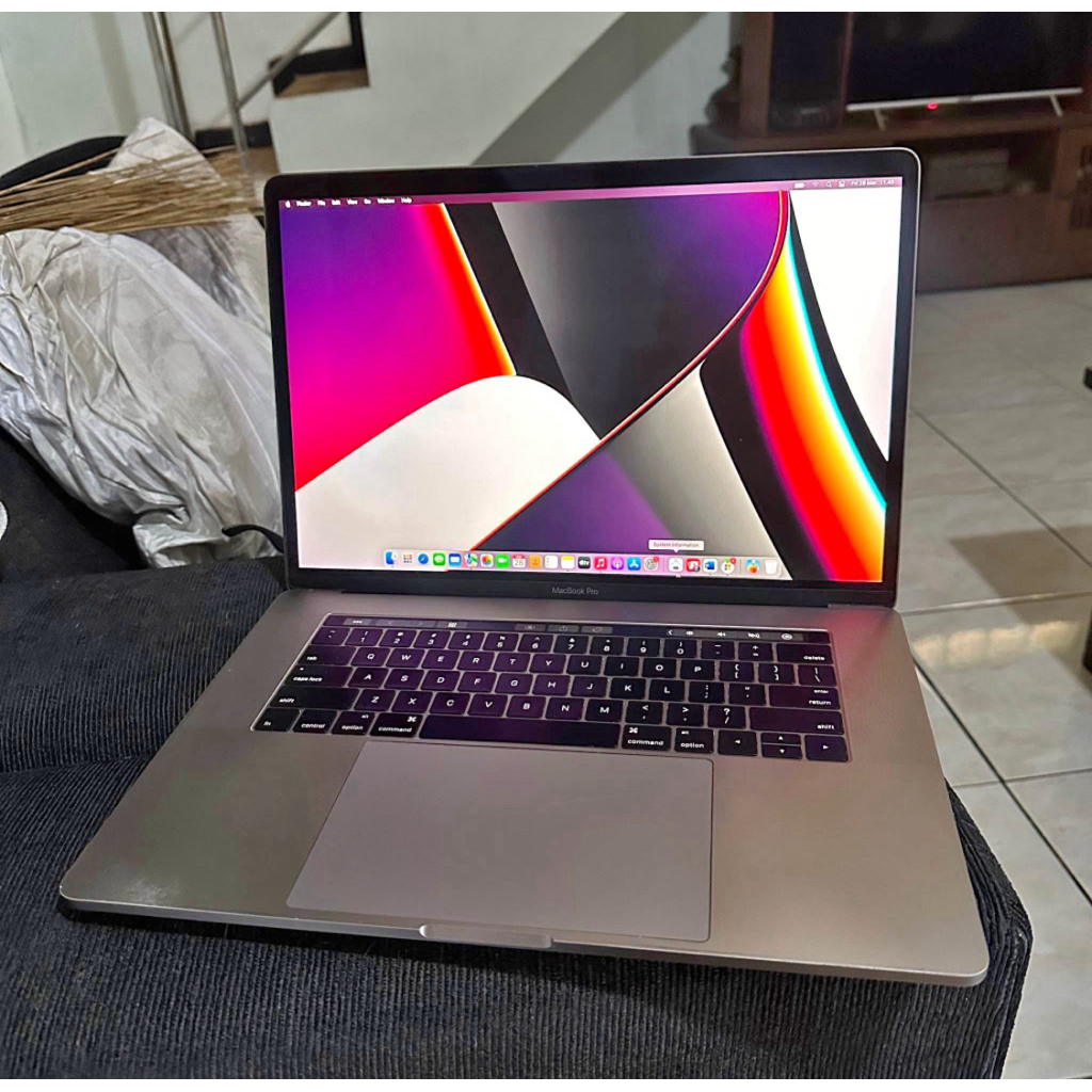 Macbook Pro 2016 i7 15 inch 16/512 DUAL VGA
