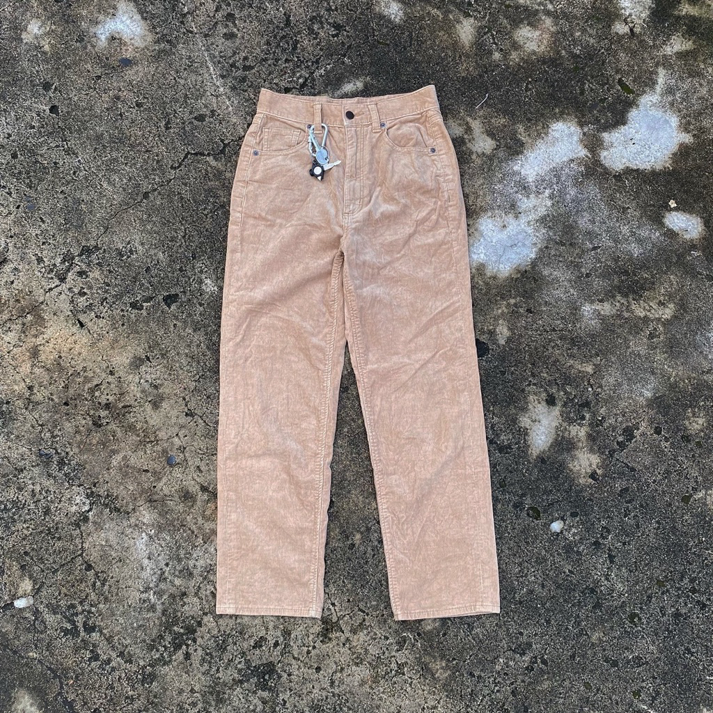 Gu uniqlo corduroy pants