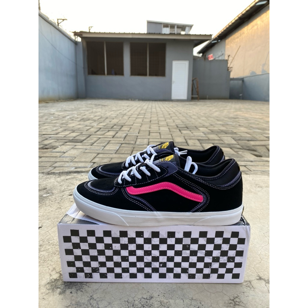 VANS SKATE ROWLEY BLACK PINK