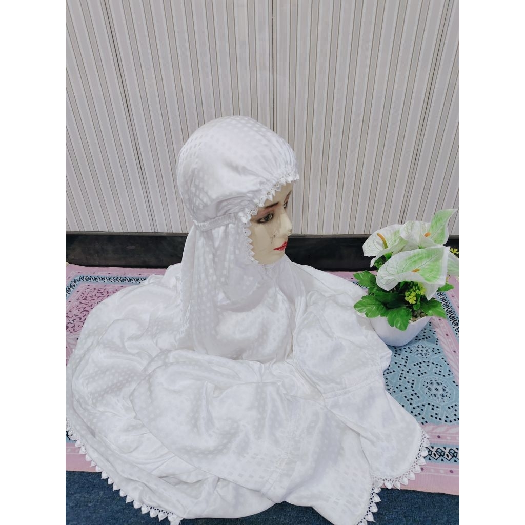 Mukena Terusan sutra blitz POLOS renda kecil