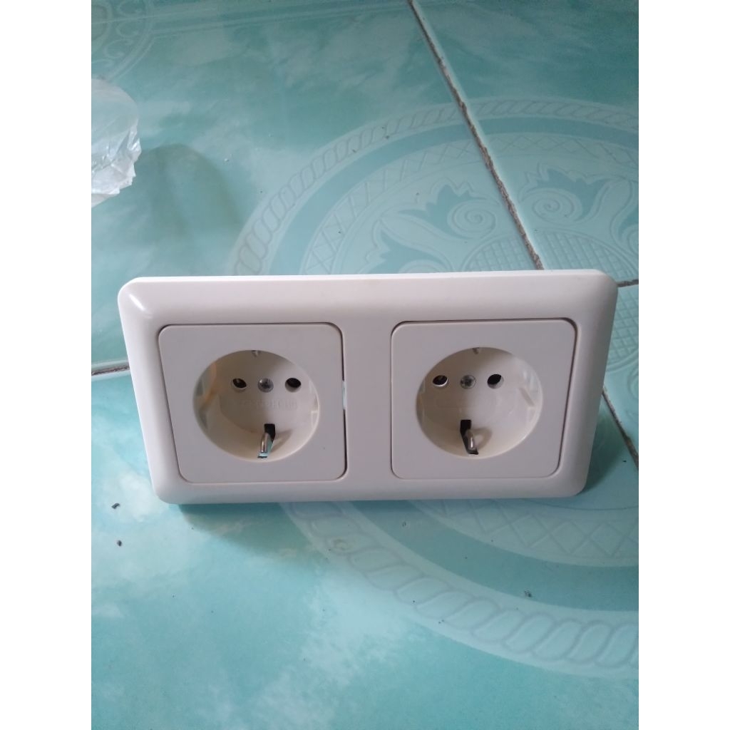 Berker double in bouw