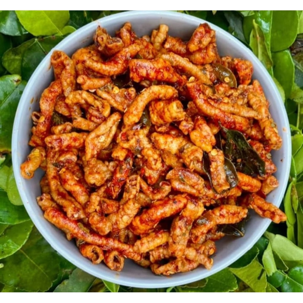 

READY MEDAN | HALAL| KERIPIK USUS AYAM CRISPY PEDAS DAUN JERUK KEMASAN 250 GR, PEDAS NAMPOL