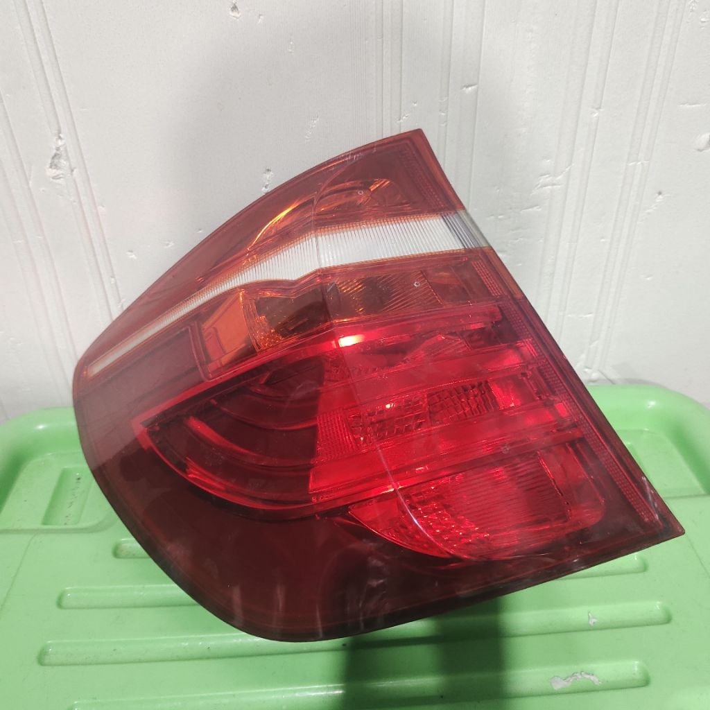 Stoplamp Lampu BMW X3 F25 ORIGINAL 2011-2013