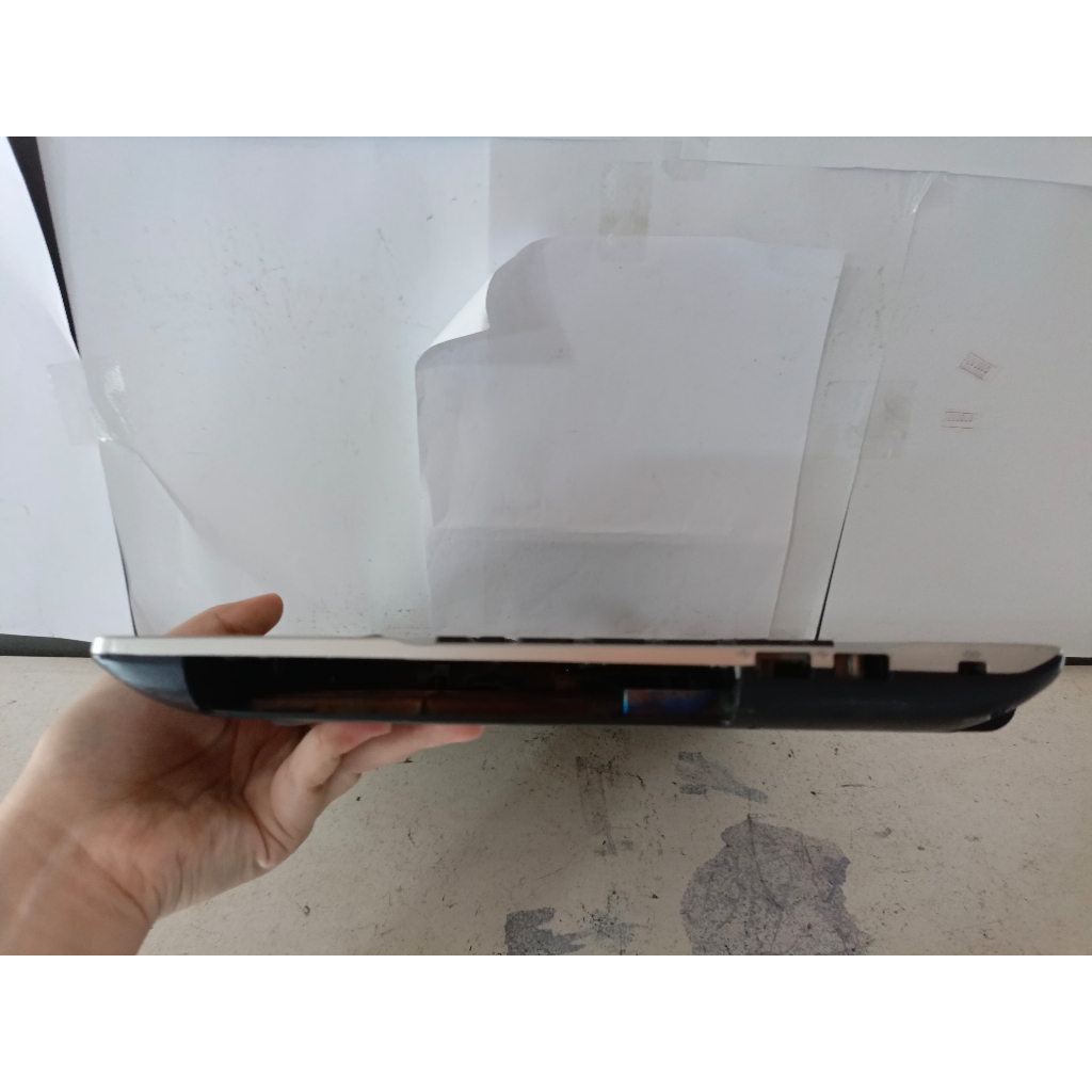 CASING CASE LAPTOP BOTTOM BAWAH SAMSUNG NOTEBOOK NP270E4V WITH KEYBOARD - ercomp1