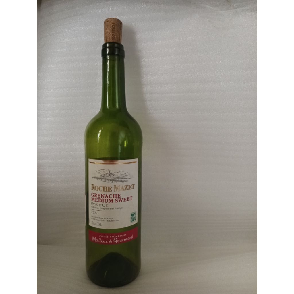 botol bekas minuman impor