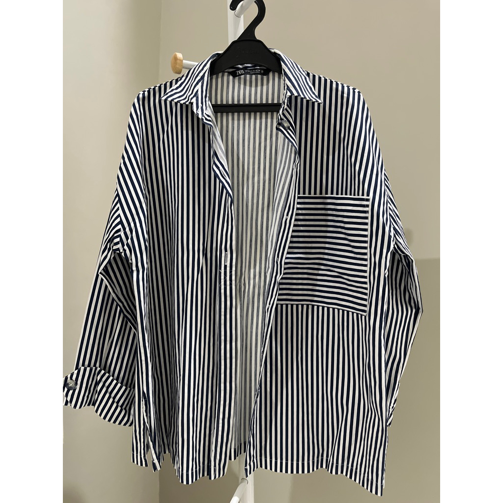Zara Oversized Stripe Shirt||Kemeja Zara Motif Garis garis Biru Tua