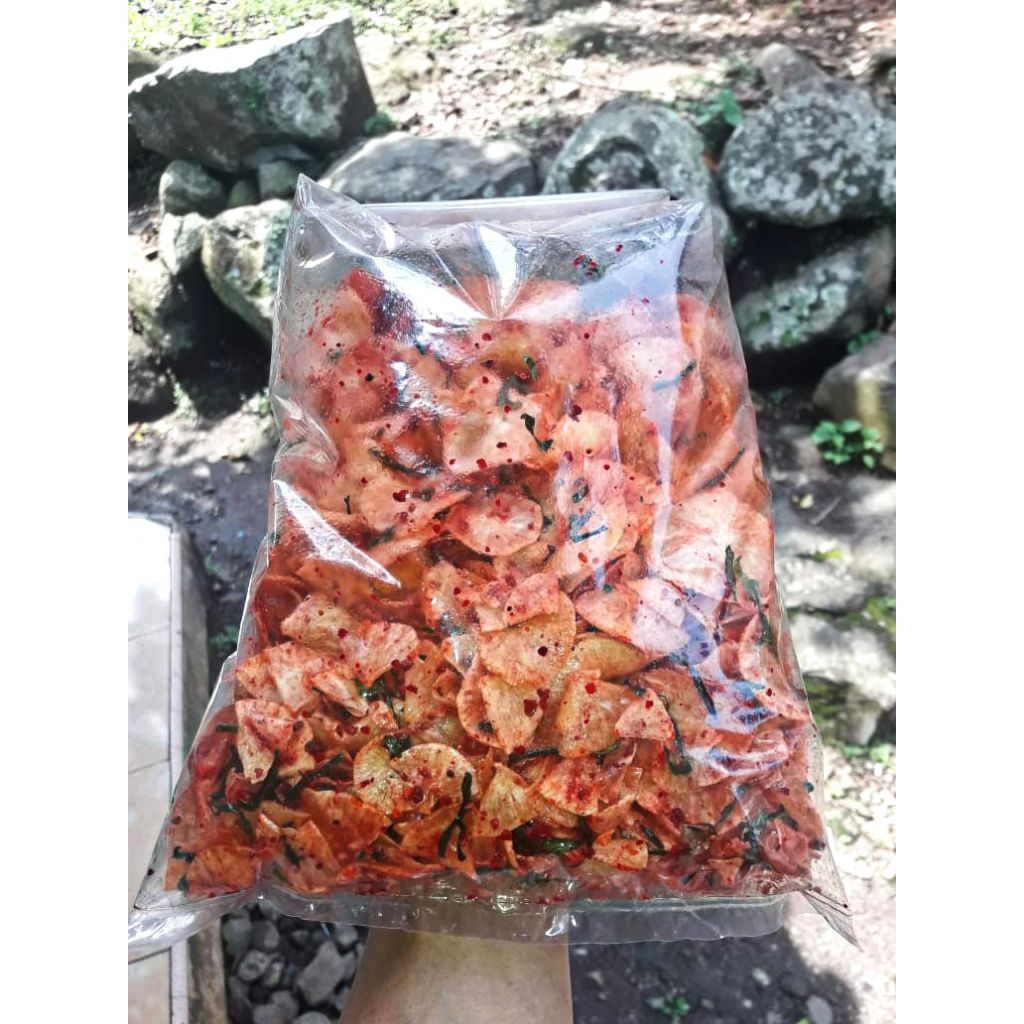 

KERIPIK SINGKONG PEDAS MANIS DAUN JERUK (250) gram