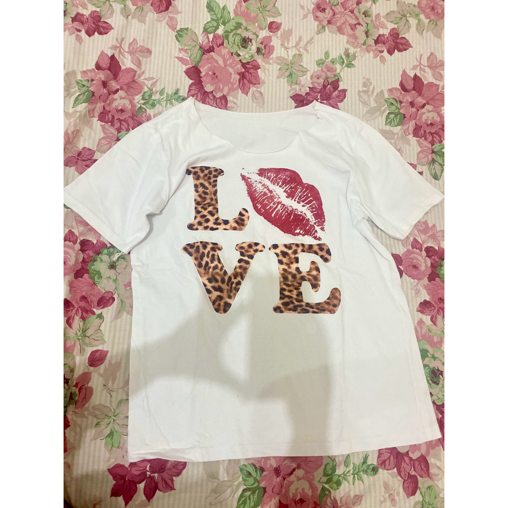 Kaos LOVE motif Leopard