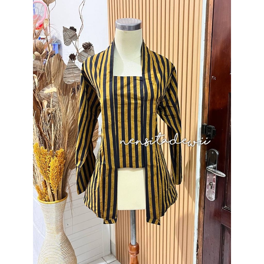 [Katun Prasojo] Kebaya Lurik / Baju Jawa Lurik, Kutubaru - Premium
