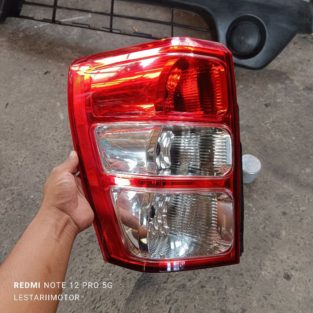 STOPLAMP LAMPU BELAKANG SUZUKI GRAND VITARA ORIGINAL