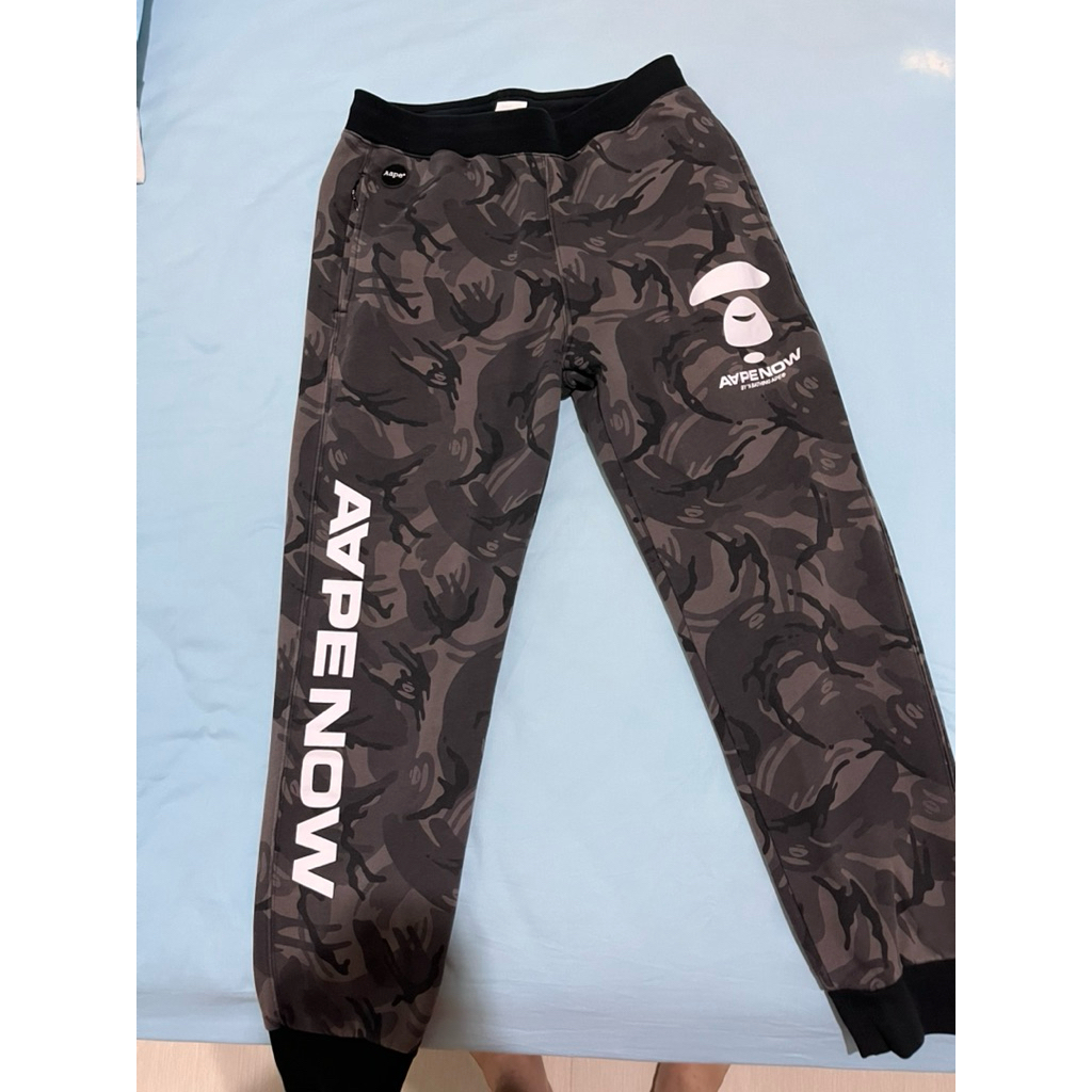 jogger aape
