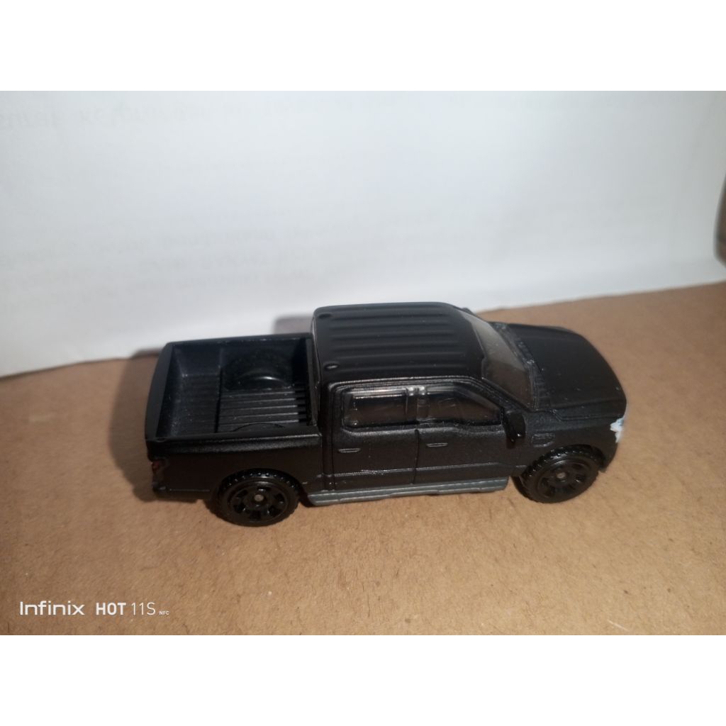 Matchbox Ford F-150 Lightning 2022
