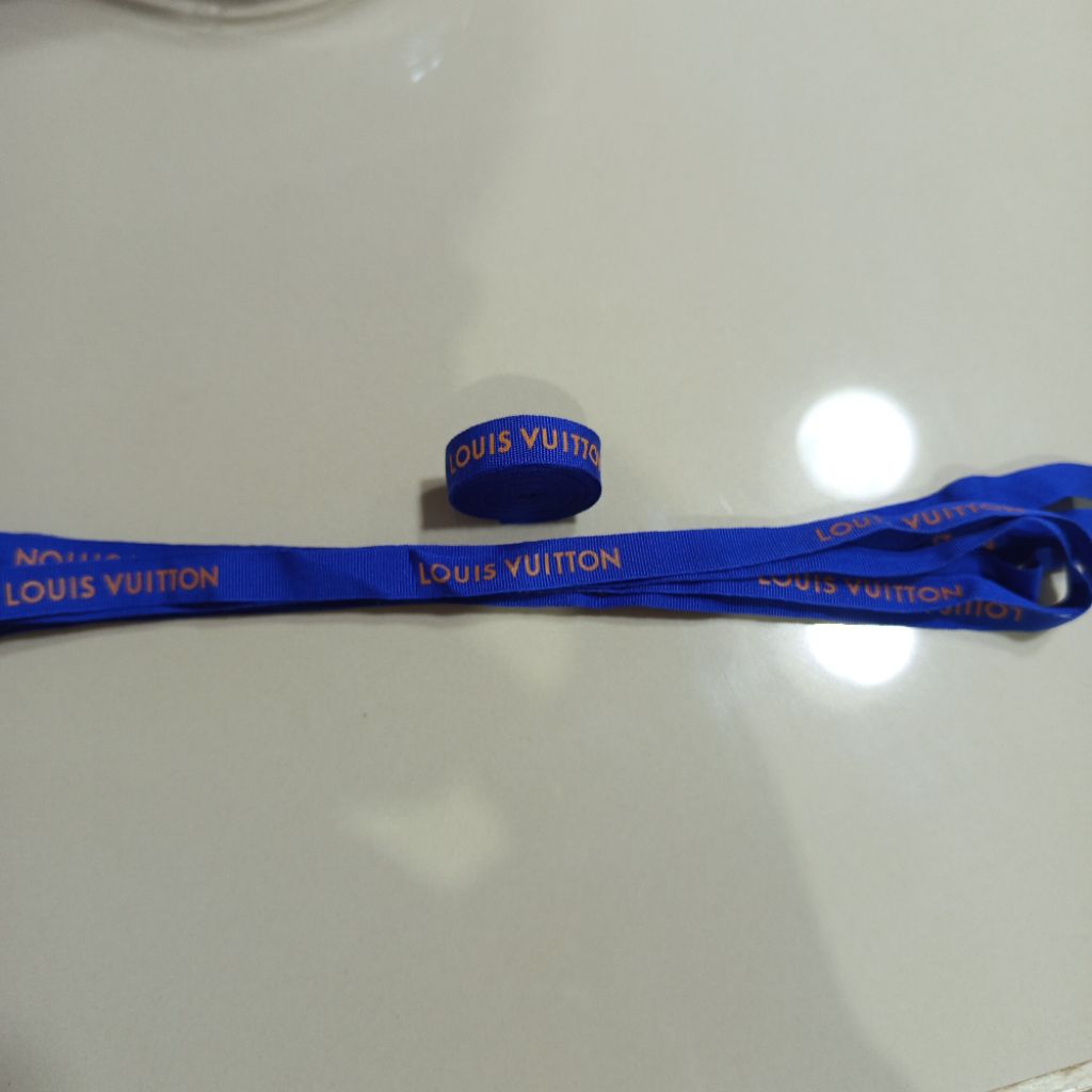 

pita/ribbon LV(tali box)