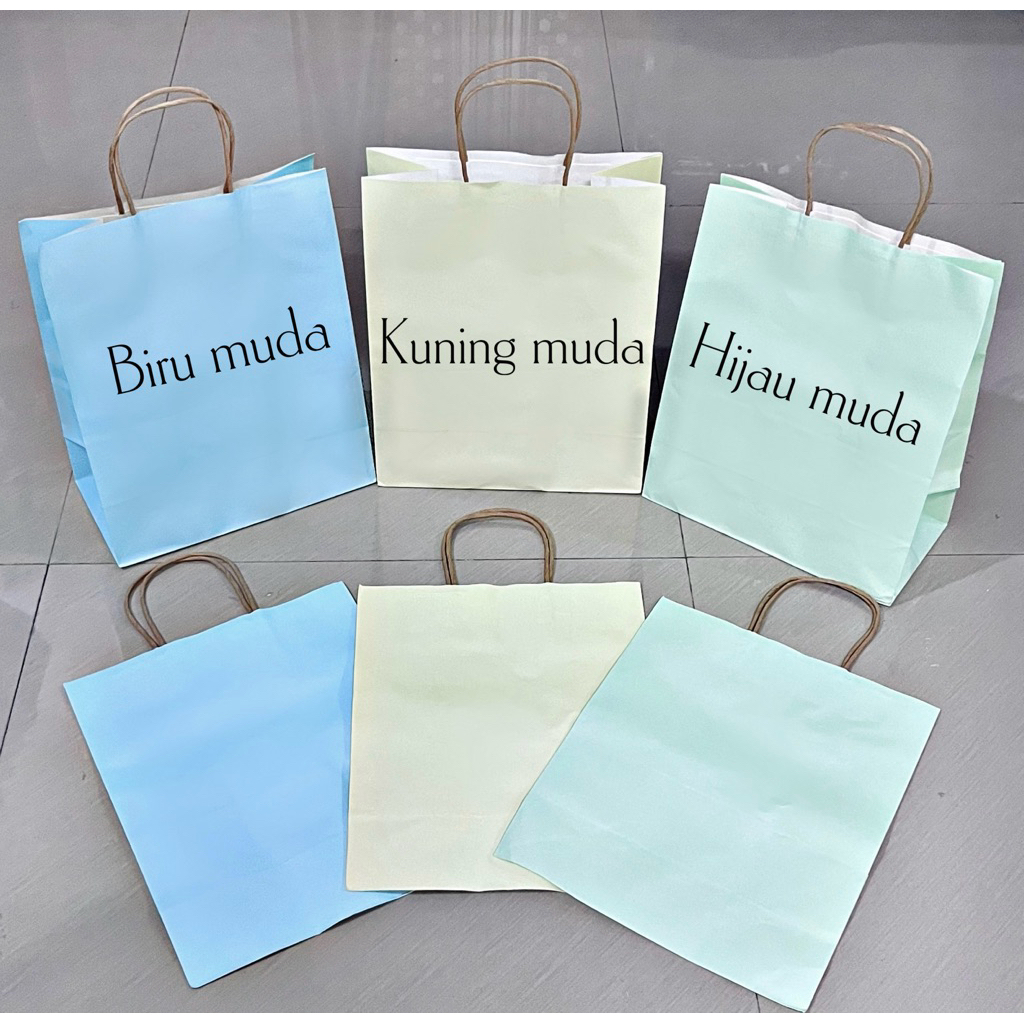 

Paperbag Besar Warna Biru Kuning Hijau polos 26x13x32cm(g12)