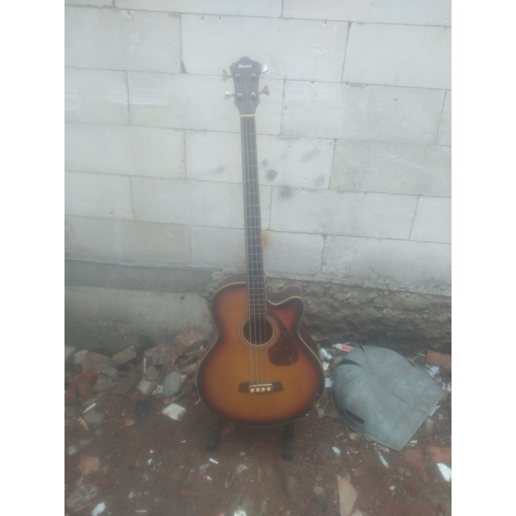 gitar akustik bass Ibanez original