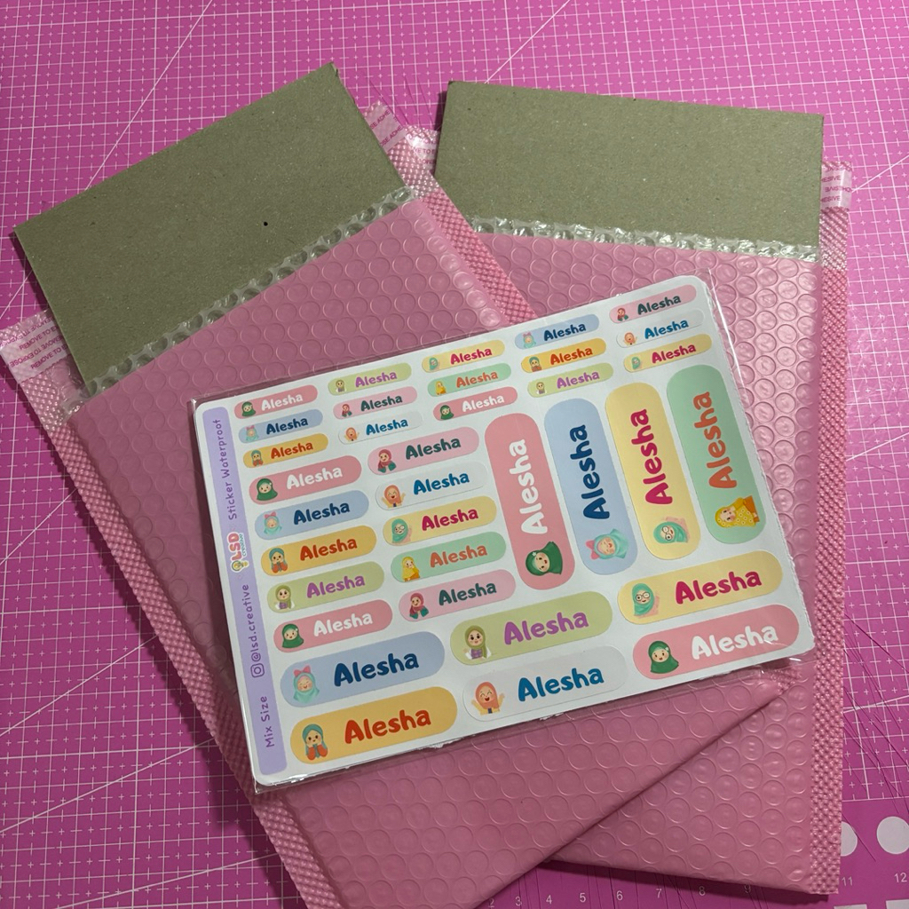 

Packing Tambahan untuk Sticker berupa Greyboard Yellowboard