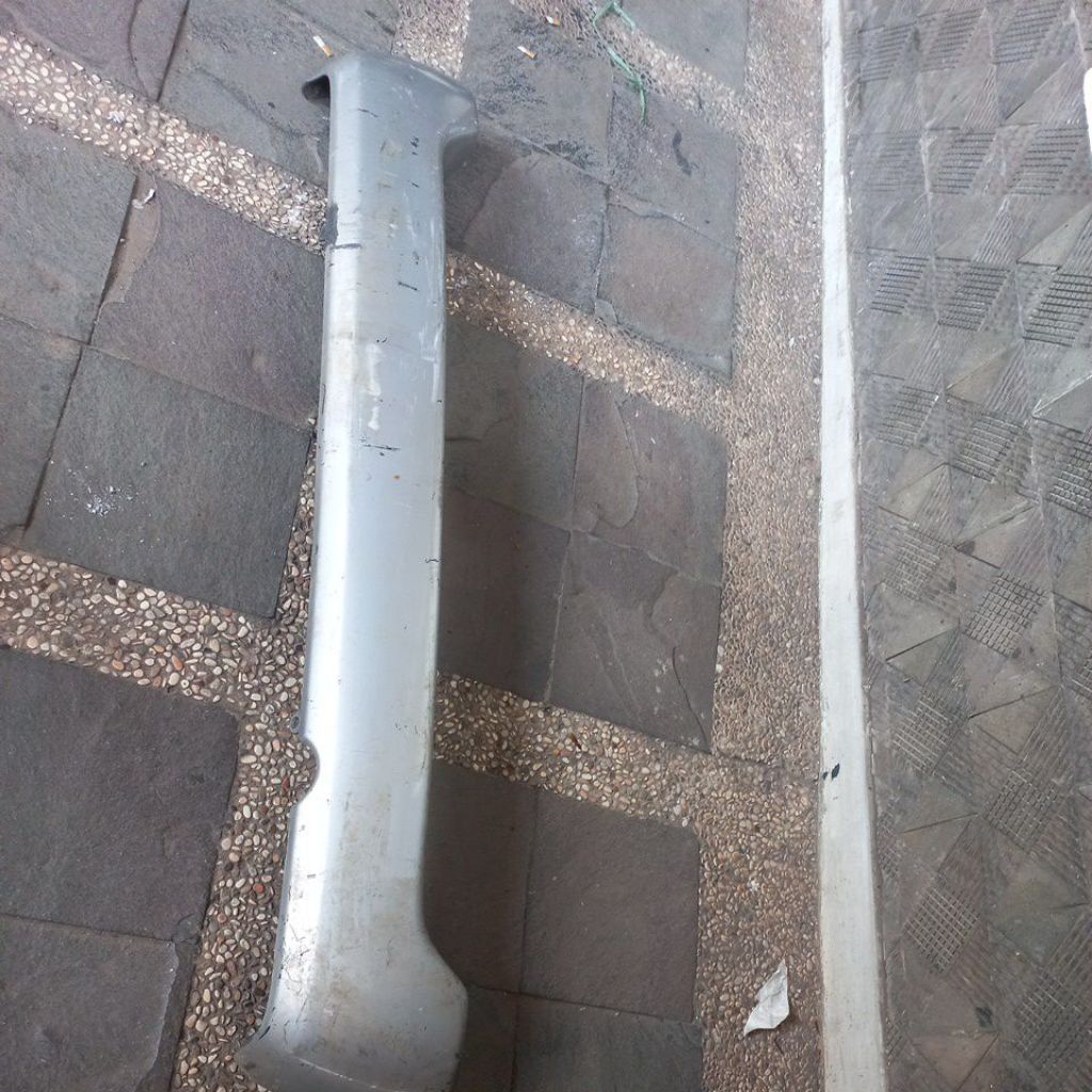 BEMPER BELAKANG TOYOTA KIJANG KAPSUL LGX  LSX 2000 SD 2004 0RIGINAL