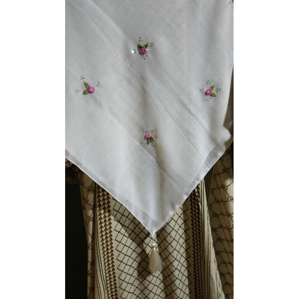 (BISA COD)Hijab Paris sulam tasel Swarovski/hijab Paris sulam murah