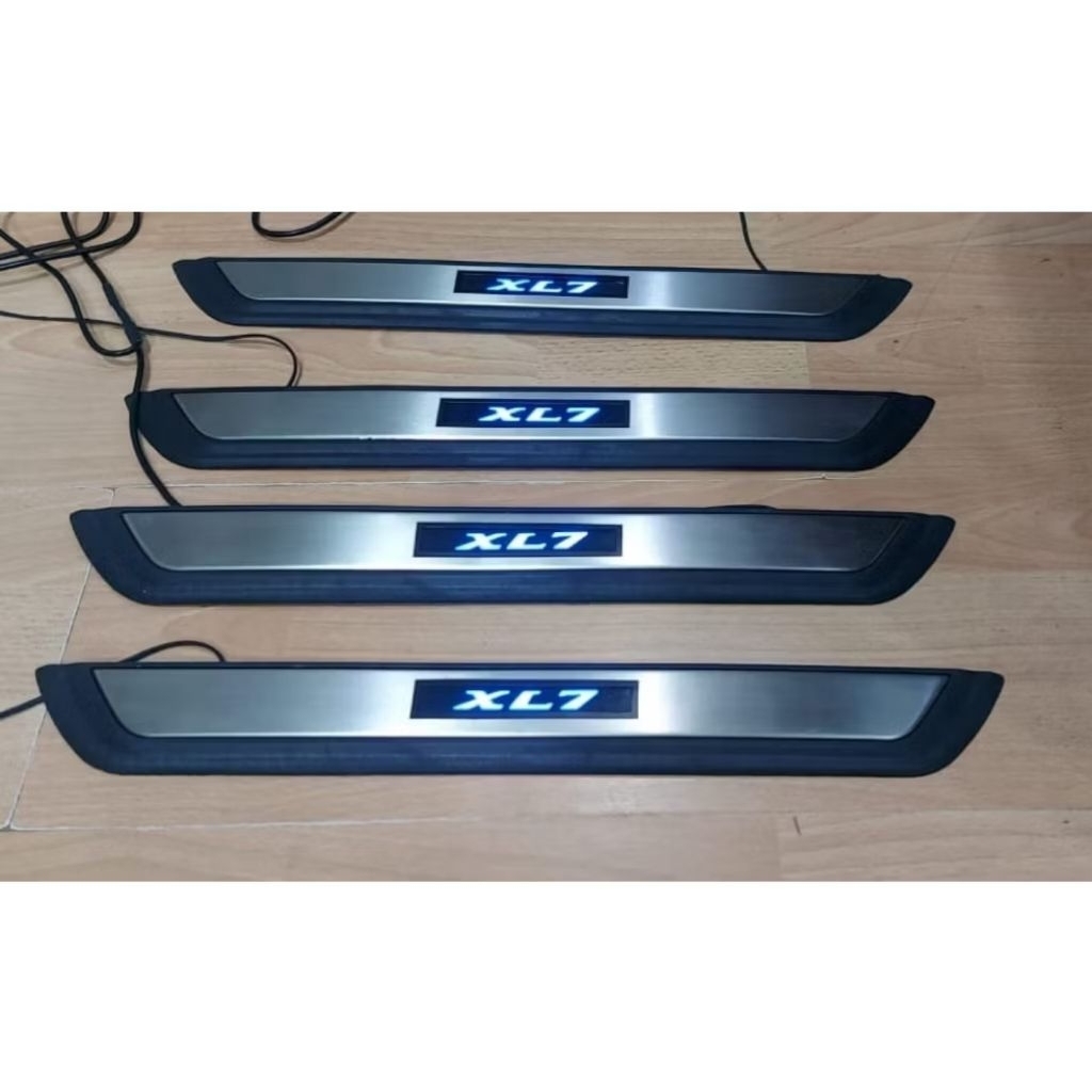 Sillplate Samping Suzuki XL7 XL 7 LED Nyala Biru