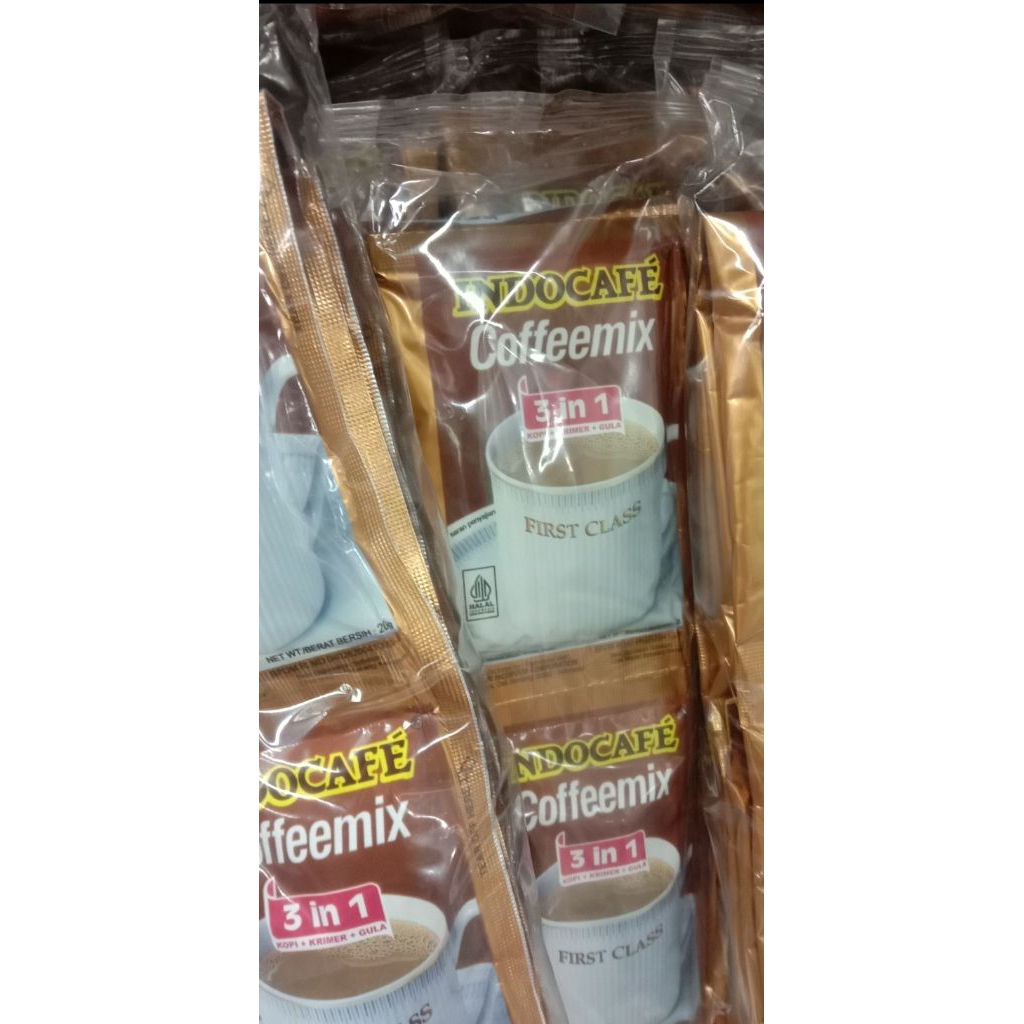 

Indocafe Coffeemix 3 in 1 isi 10 Sachet