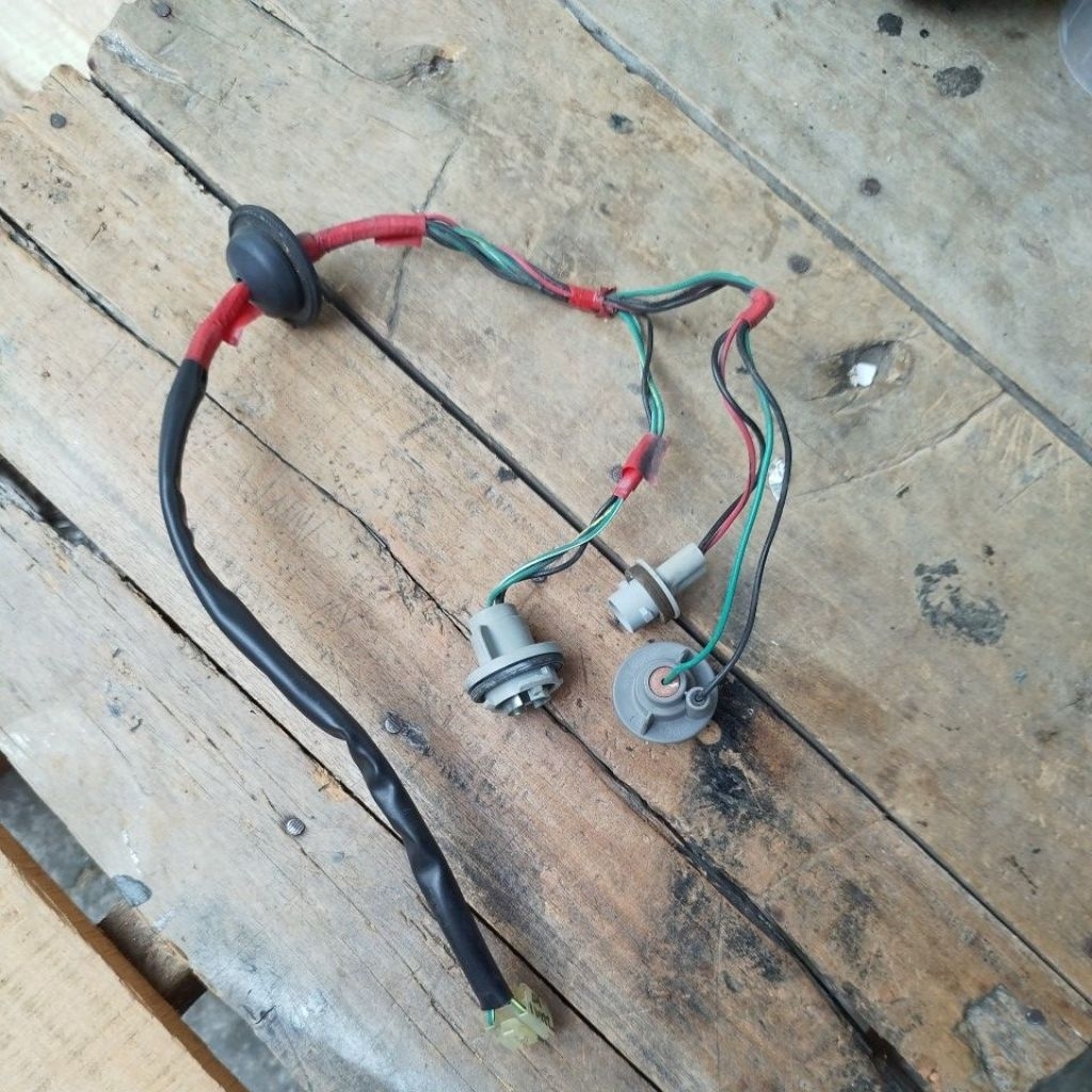 kabel socket lampu belakang stoplam avanza xenia 2012 2014 2016 2018 2020 original