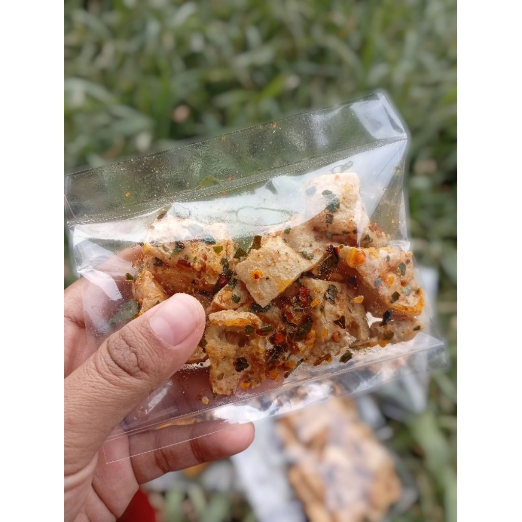 

Kripik Tahu Kriuk Krispi Pedas Jeruk 25gr