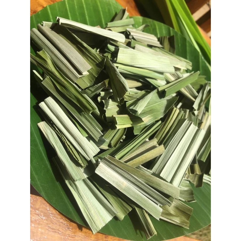

Daun Pandan Kering Herbal Organik SAE Herbal
