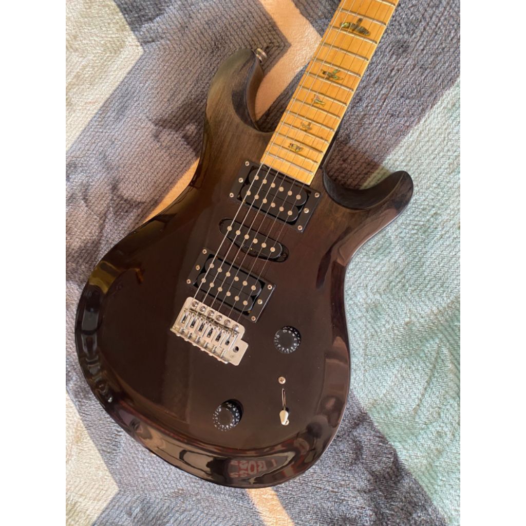 Gitar PRS custom keren